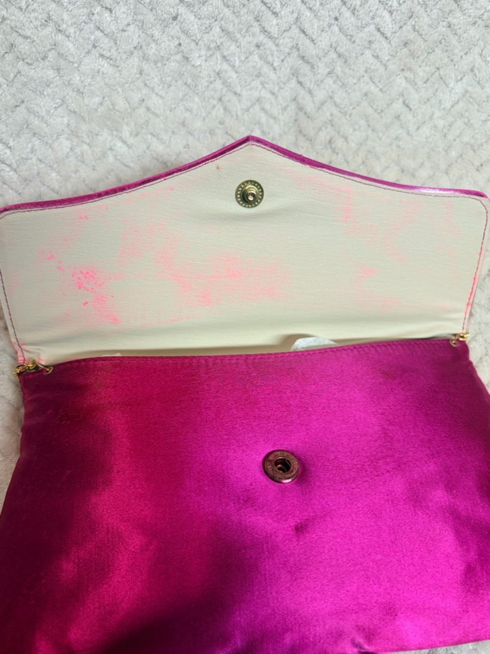 VTG 90s Hot Pink Satin Evening Clutch w/ Pristine Gold Chain Strap Barbiecore - Picture 4 of 9